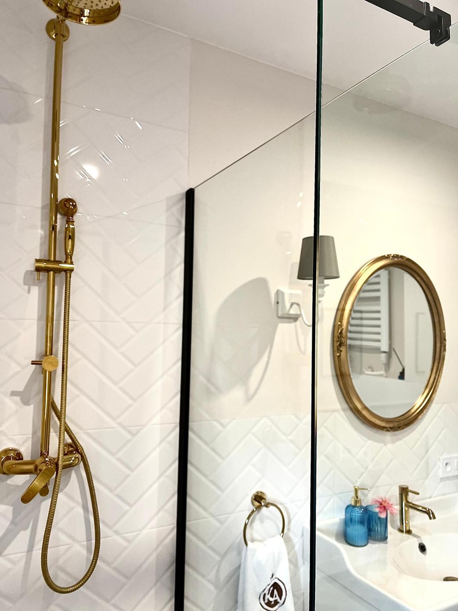 Apartamenty Kamienica Arte 4 อุสตกา ภายนอก รูปภาพ